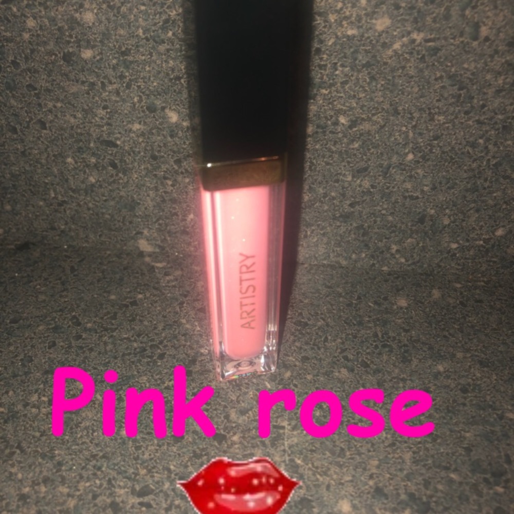 Lip gloss with light